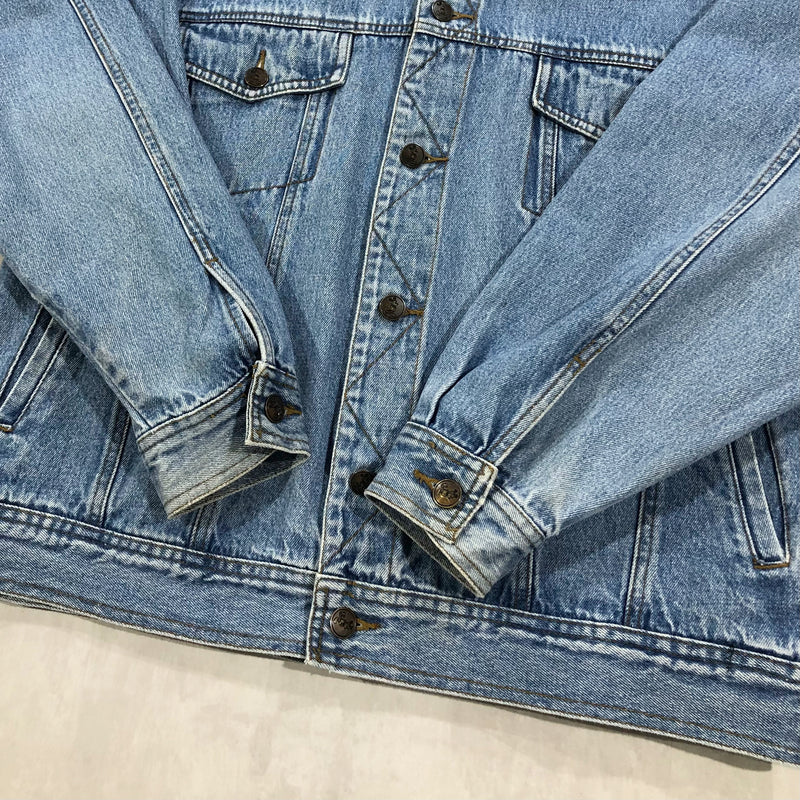 Vintage Disney Denim Jacket Walt Disney World (W/L)