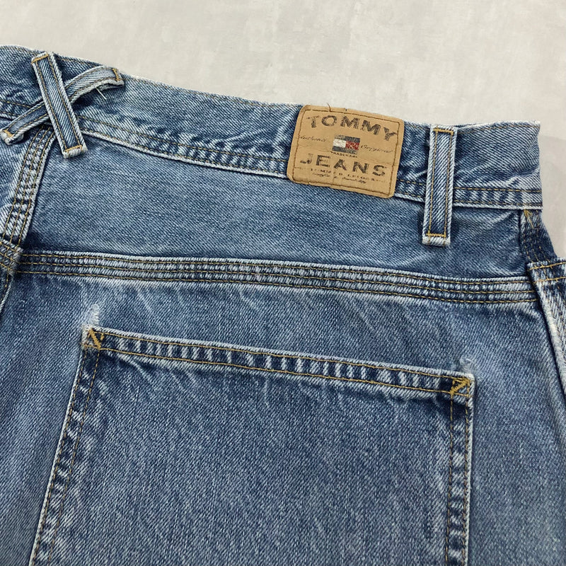 Vintage Tommy Hilfiger Jeans (37)