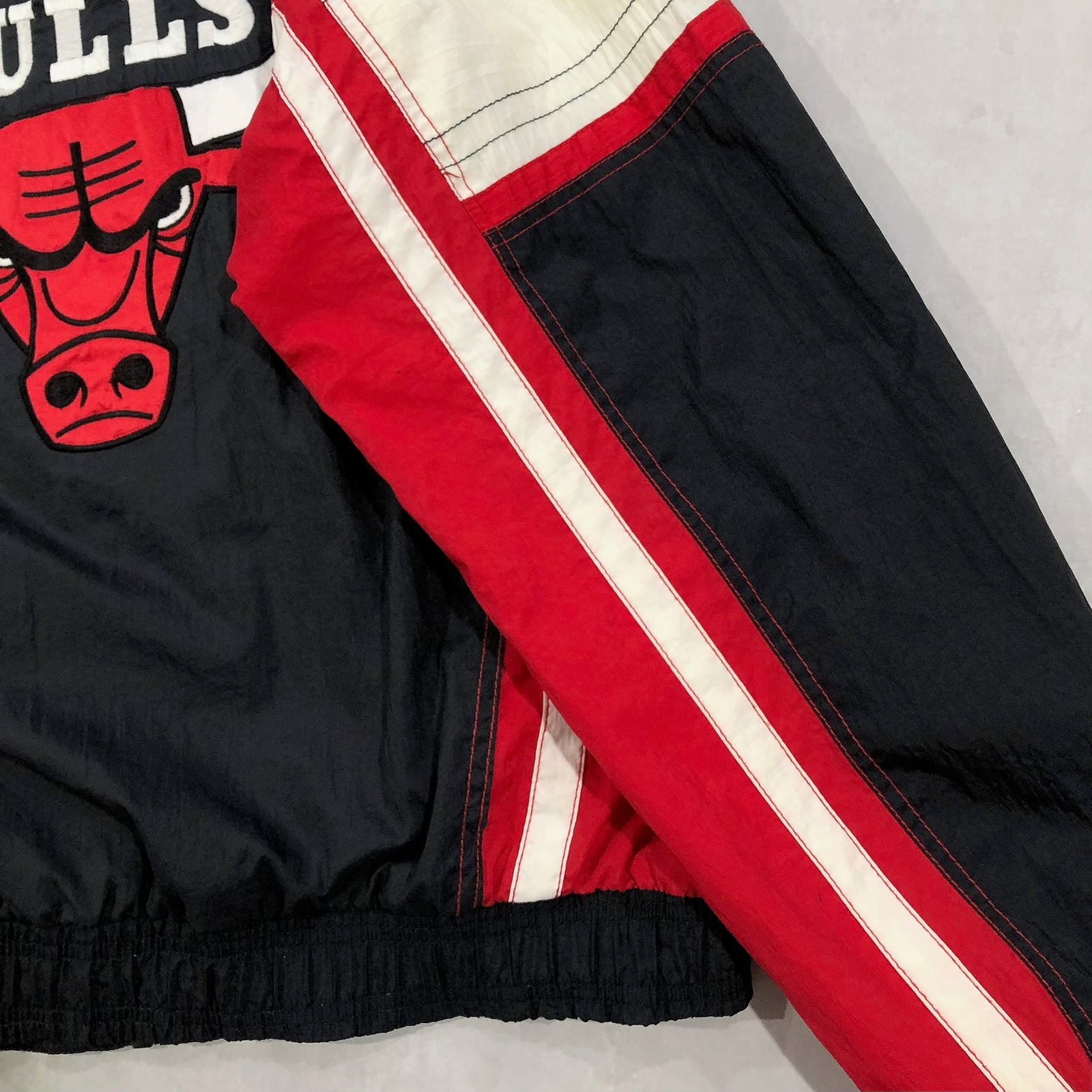 Vintage Starter NBA Jacket Chicago Bulls (S) – VINTAGELANDNZ