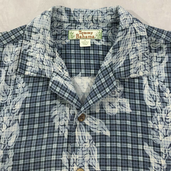 Vintage Tommy Bahama Hawaiian Shirt (L)