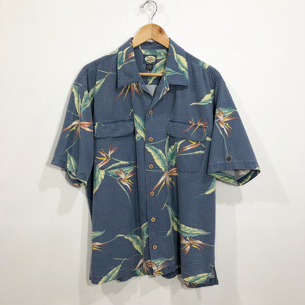 Vintage Tommy Bahama Hawaiian Shirt (M/BIG-L)