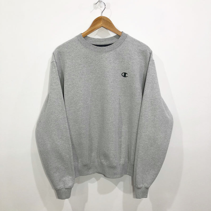 Champion Sweatshirt (M/SHORT)