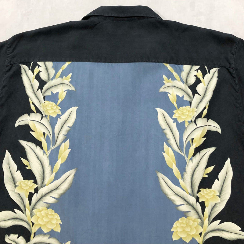 Vintaeg Tommy Bahama Hawaiian Shirt (XL)