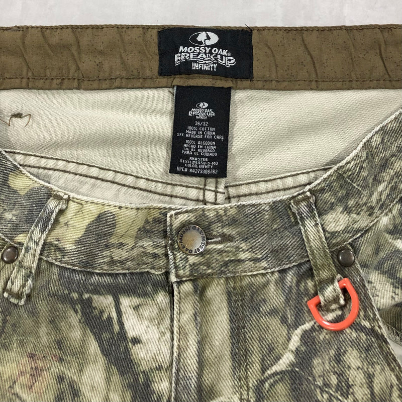 Mossy Oak Camo Pants (36)