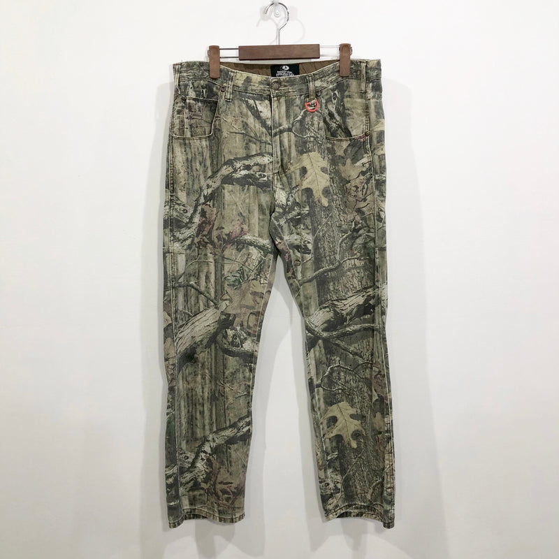 Mossy Oak Camo Pants (36)