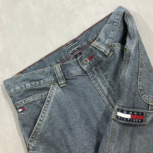 Vintage Tommy Hilfiger Denim Shorts (26-27)
