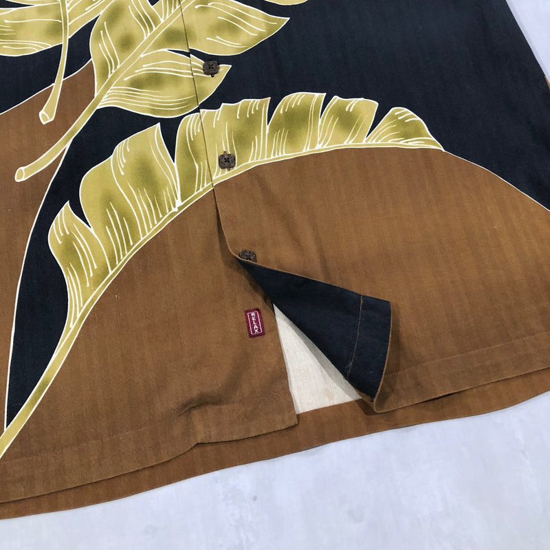 Tommy Bahama Hawaiian Shirt (XL)