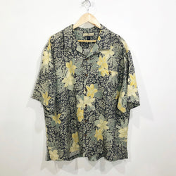 Tommy Bahama Hawaiian Shirt (XL)