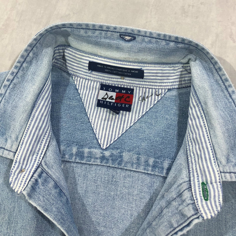Vintage Tommy Hilfiger Denim Shirt Lion Crest Logo (XL/TALL)