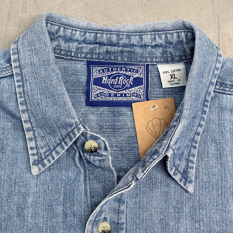 [REWORKED] Vintage Hard Rock Cafe Cropped Shirt (XL)