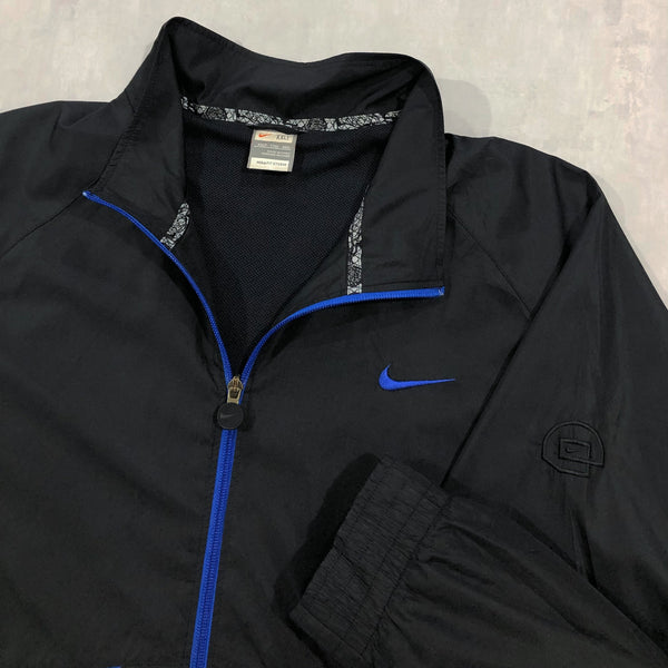 Nike Lightweight Windbreaker (XL/BIG-2XL)