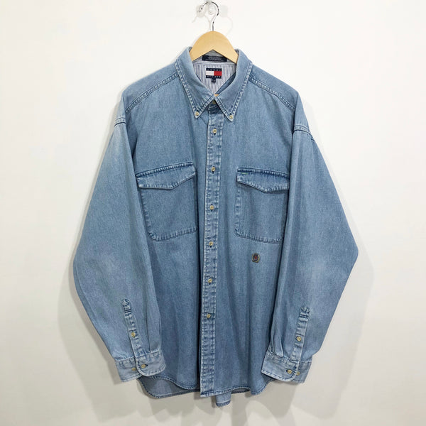 Vintage Tommy Hilfiger Denim Shirt Lion Crest Logo (XL/BIG-2XL)
