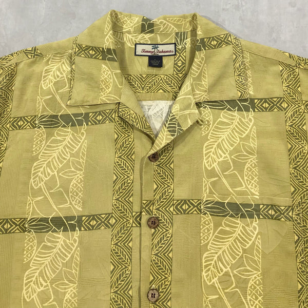 Tommy Bahama Hawaiian Shirt (XL)
