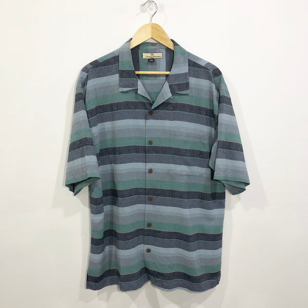 Vintage Tommy Bahama Hawaiian Shirt (L/BIG)
