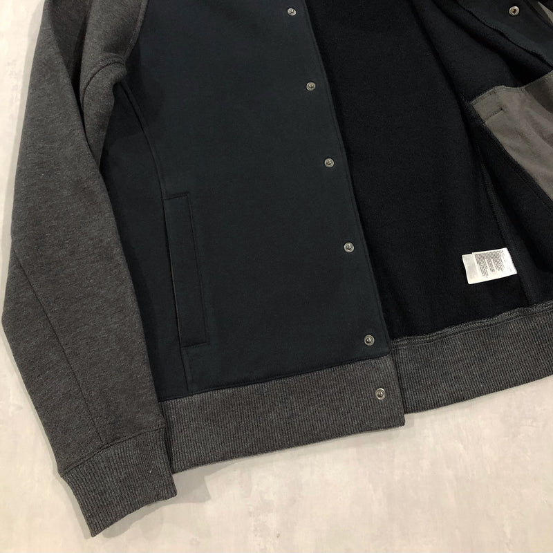 The North Face Jacket (W/M, M/S)