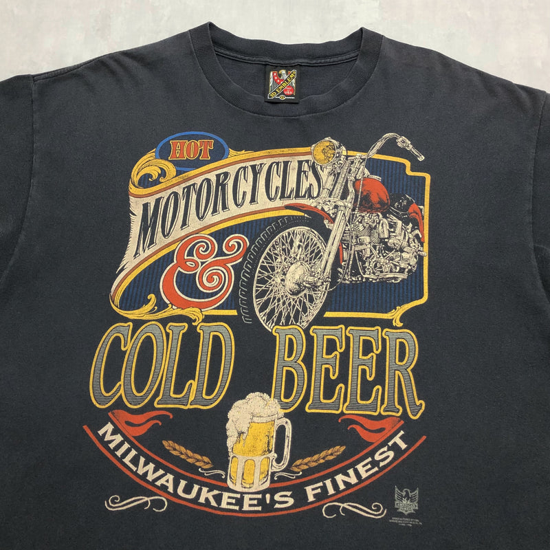 Vintage T-Shirt 1994 Cold Beer Milwaukee's Finest USA (XL)