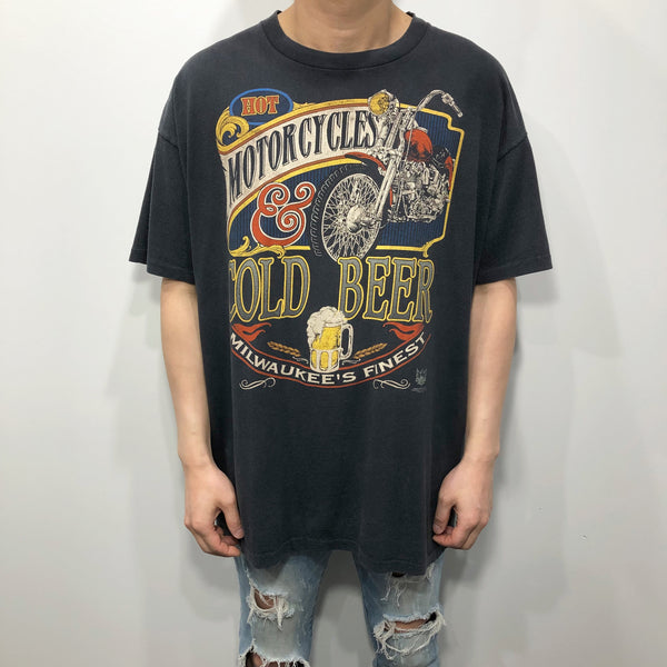 Vintage T-Shirt 1994 Cold Beer Milwaukee's Finest USA (XL)