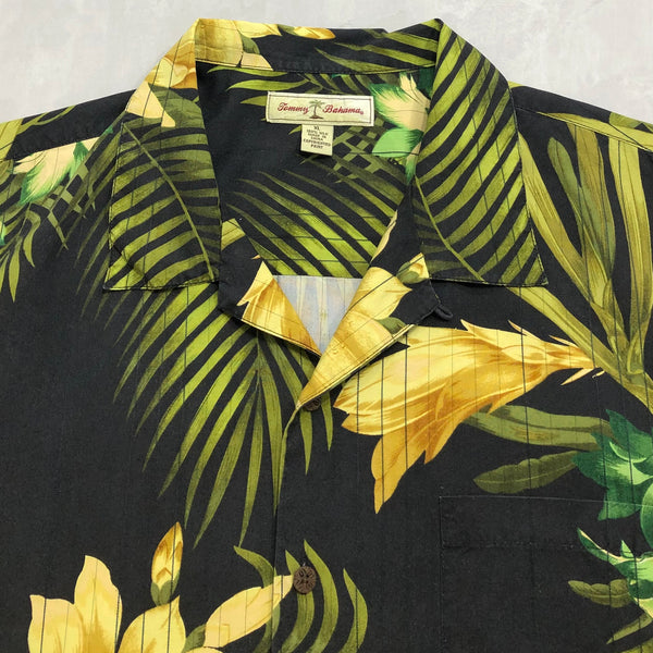 Vintage Tommy Bahama Hawaiian Shirt (XL)