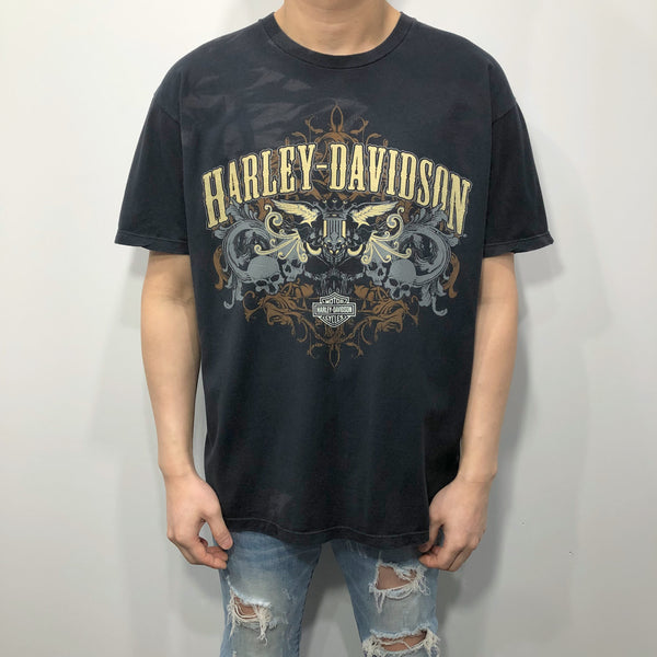 Harley Davidson T-Shirt Woodstock Illinois (L/SHORT)