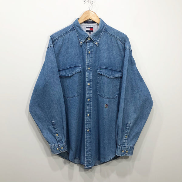 Vintage Tommy Hilfiger Denim Shirt Lion Crest Logo (XL/TALL)