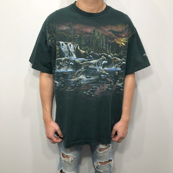 Vintage T-Shirt Chuck's Sport Shop Tomahawk Wisconsin USA (XL)