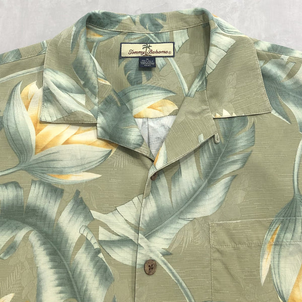 Vintage Tommy Bahama Hawaiian Shirt (L)