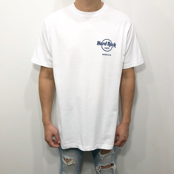 Hard Rock Cafe T-Shirt Medellin Colombia (M-L)