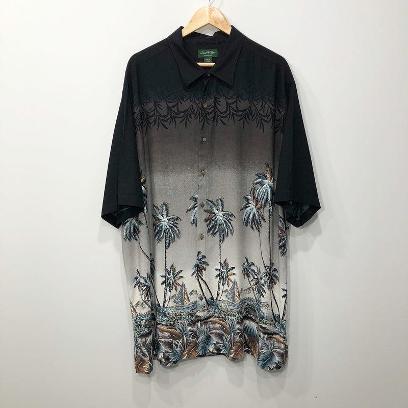 Hawaiian Shirt (2XL/TALL)