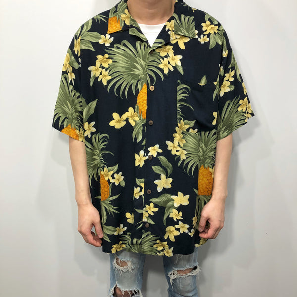 Vintage Hawaiian Shirt (XL)