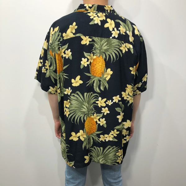 Vintage Hawaiian Shirt (XL)