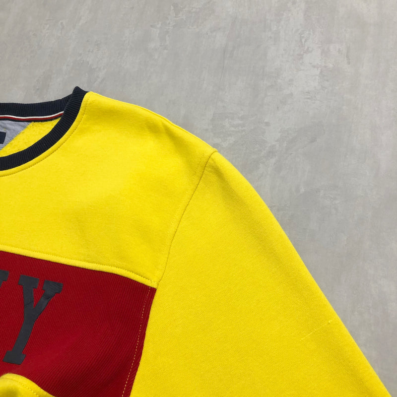 Tommy Hilfiger Fleeced Sweatshirt (2XL)