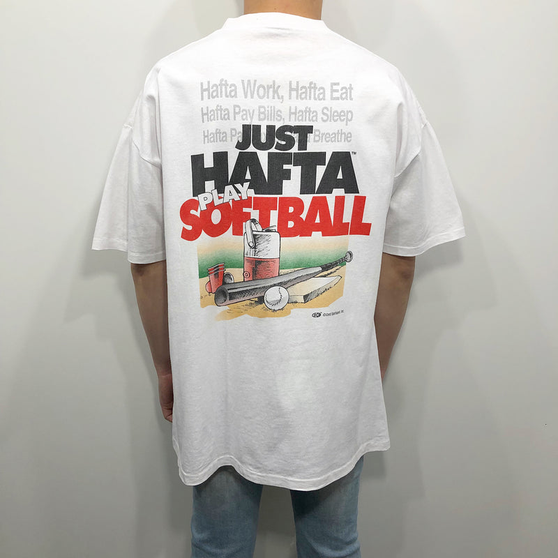Vintage T-Shirt Just Hafta Play Softball USA (XL)