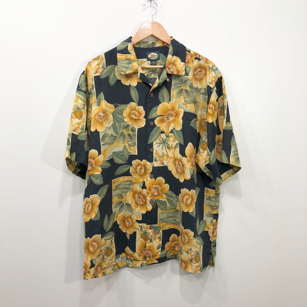 Vintage Tommy Bahama Hawaiian Shirt (L/BIG)