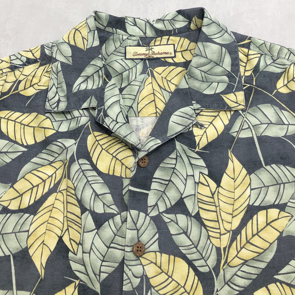 Vintage Tommy Bahama Hawaiian Shirt (L)