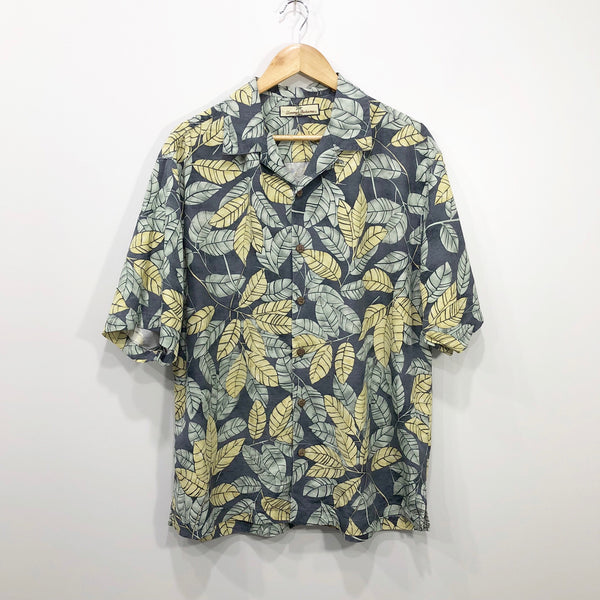 Vintage Tommy Bahama Hawaiian Shirt (L)