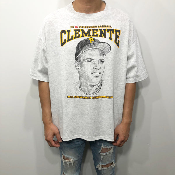 Vintage T-Shirt NBA Pittsburgh Pirates Roberto Clemente USA (L/SHORT)