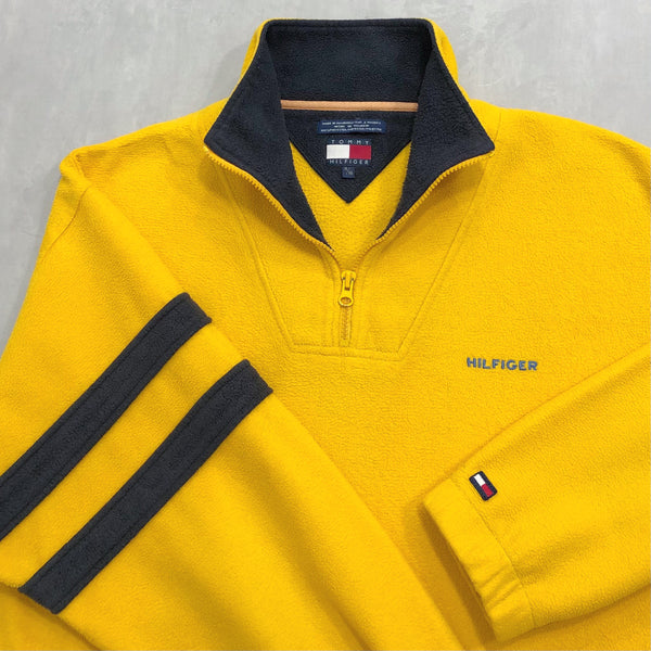 Vintage Tommy Hilfiger Fleeced Zip Up (XL)